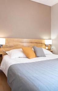 Hotels Hotel Montmirail : photos des chambres