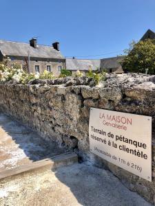 Maisons de vacances Le Pressoir de la Gervaiserie - 300m de la plage : photos des chambres
