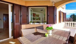 MOLO Beach Grande