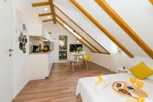 FantAttic Apartments Split Old Town