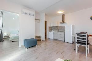 Apartments in Dramalj 36023