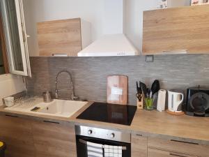 Appartements Joli T2 en centre-ville tout equipe + barbecue : photos des chambres