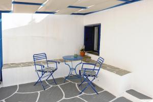 Pepi's Rooms Milos Greece