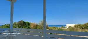 Santorini house - سان بيترو في بيفانا