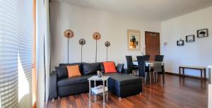 Appartamento Tobias 201 La Portella by Gardadomusmea