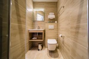 Hotels Hotel Le Rabelais : photos des chambres