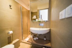 Hotels Hotel Le Rabelais : photos des chambres