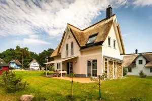 Luxusferienhaus Fuchsbau - mit Netflix, PlayStation, Sauna, Sportraum und Kamin - Neverow