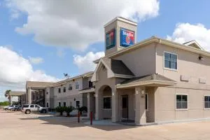 Studio 6 Bay City TX - Clute