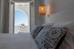 Deluxe Room with Panoramic Sea View