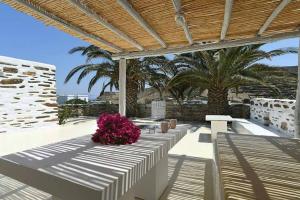 Tranquil cottage Tinos Greece