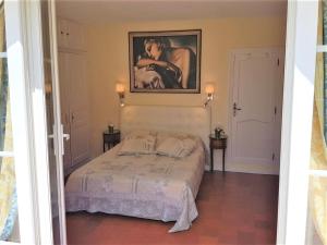 B&B / Chambres d'hotes B&B with charm, quiet, kitchen, sw pool. : photos des chambres