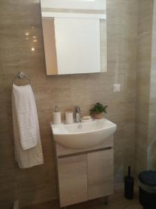 DORAS APARTMENTS STUDIO 1