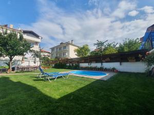 Cherry Garden Apartments