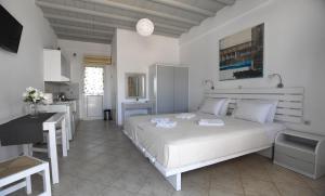 Nostos Beachfront Apartments & Studios Tinos Greece