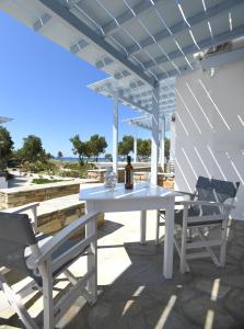 Nostos Beachfront Apartments & Studios Tinos Greece