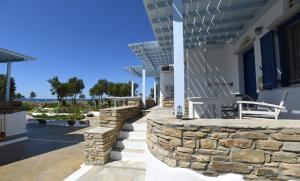 Nostos Beachfront Apartments & Studios Tinos Greece