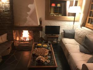 Chalets chalet artheis : photos des chambres