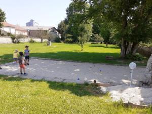 Maisons de vacances Gite Carnot : photos des chambres