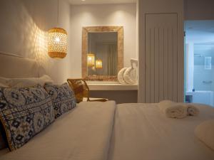 Adonis Hotel Studios & Apartments Paros Greece