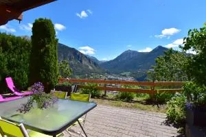 CHALET SERRE CHEVALIER AVEC VUE EXCEPTIONNELLE - Puy-Saint-Pierre
