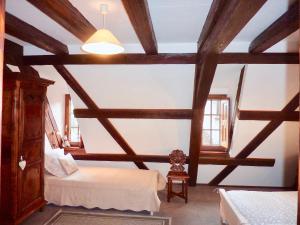 B&B / Chambres d'hotes ADRIHOF a Riquewihr, Cour de l'Abbaye d'Autrey : photos des chambres