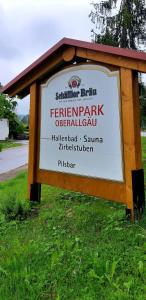 FeWo Alpenveilchen im Oberallgäu mit Pool, Sauna und tollem Ausblick vom großen Balkon