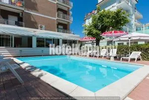 Hotel Kennedy - ميكيلي