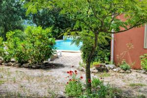 Villas Villa piscine face au grand luberon Cereste : photos des chambres