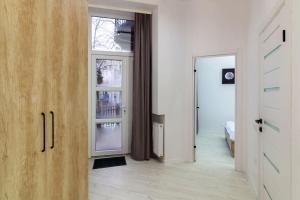 Apartments on Kulisha str