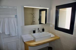 Appartements Gites Du Mas de Surlan : photos des chambres