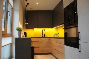 Aleksandra 3 - Yellow