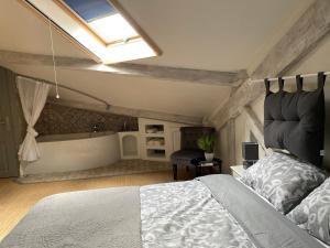 Appartements Appartement cosy et moderne, proche Cite des Papes : photos des chambres