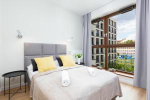 Apartments Browary Warszawskie by Renters