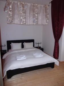 Kaštieľ Biela Dáma a Čierny Rytier