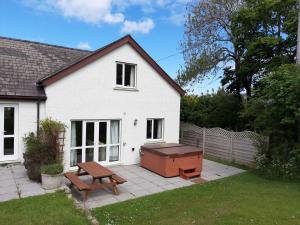 Trenewydd Farm Holiday Cottages