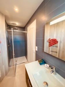 Hotels Hotel Ile de Lumiere : photos des chambres