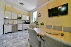 Apartament u Ewy w Kolobrzegu Podczele - 2 sypialnie 50m2, wifi i darmowy parking! - Dygowo