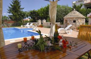 Apartments Ivan & Tina