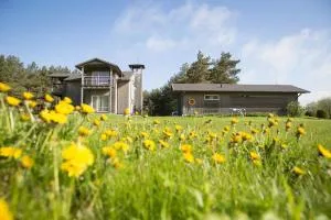 Beach Guesthouse Lenkas - Bernāti