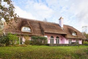 Sheen Falls Lodge, Gortnadullagh, Kenmare, Co. Kerry, V93 HR27, Ireland.