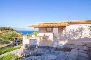 Κτήμα Παπαβασιλόπουλος 2 - (300μ. από την παραλία Περούλια) - Longá