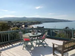 Ballygally Seaview Cottage - Ballylumford