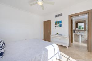 Luxury & Modern Villa with Pool at Cocotal Golf & Country Club