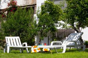 Puerta Bubión Apartamentos