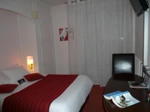 Hotels Hotel Du Croise : photos des chambres