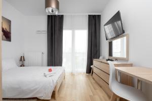 Wola Chic Studios by BookingHost