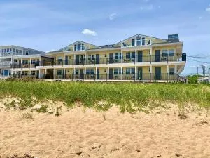 Abellona Inn & Suites - Surfside