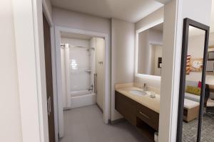 King Studio Suite - Non-Smoking room in Staybridge Suites Columbus - Fort Benning an IHG Hotel