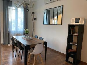 Appartements Appartement cosy et moderne, proche Cite des Papes : photos des chambres